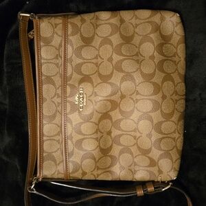 $228 COACH SIG ZIP FILE XBODY Bag Leather Crossbody Shoulder Bag